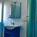 Bed End Breakfast Mediterraneo Alojamento de Acomodação e Pequeno-almoço 4*