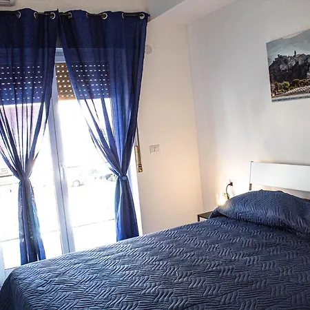 Couette-café Bed End Breakfast Mediterraneo