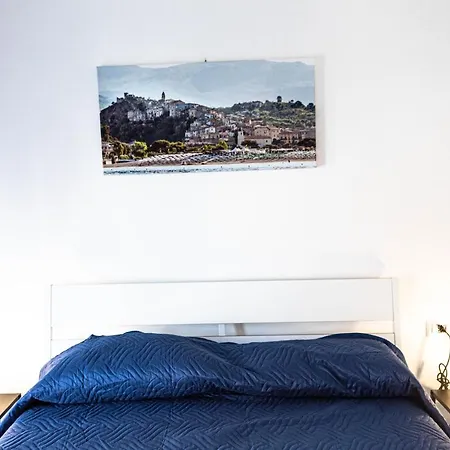 Bed End Breakfast Mediterraneo Alojamento de Acomodação e Pequeno-almoço