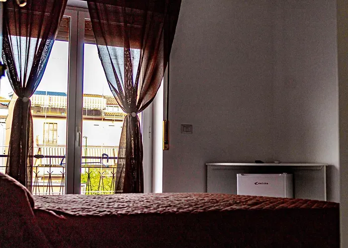 Bed End Breakfast Mediterraneo Alojamento de Acomodação e Pequeno-almoço